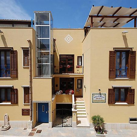 Hotel Il Melograno ซานวิโต โลคาโป ภายนอก รูปภาพ