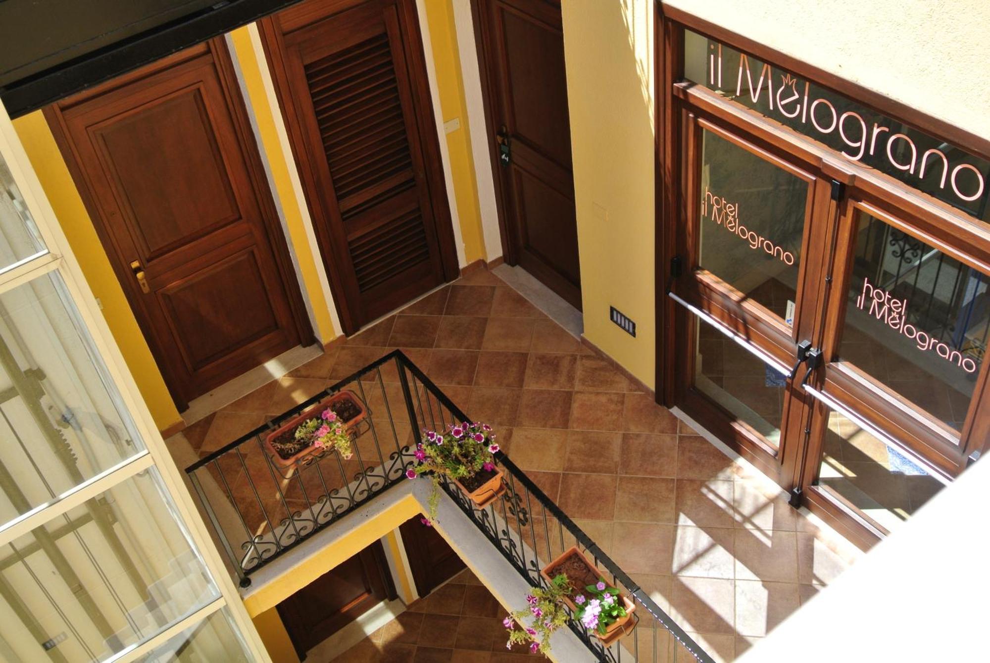 Hotel Il Melograno ซานวิโต โลคาโป ภายนอก รูปภาพ