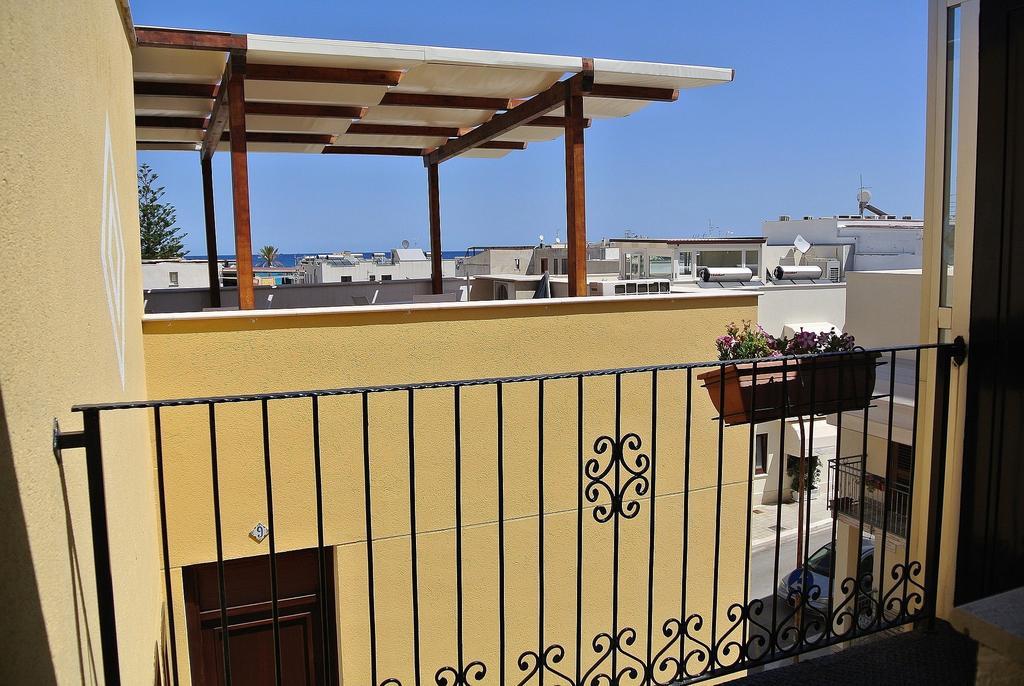 Hotel Il Melograno ซานวิโต โลคาโป ภายนอก รูปภาพ